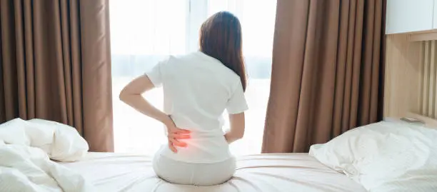 Major Study Into Chronic Back Pain Reveals Methods That Actually Give You Relief